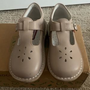 L’Amour Girls taupe shoe